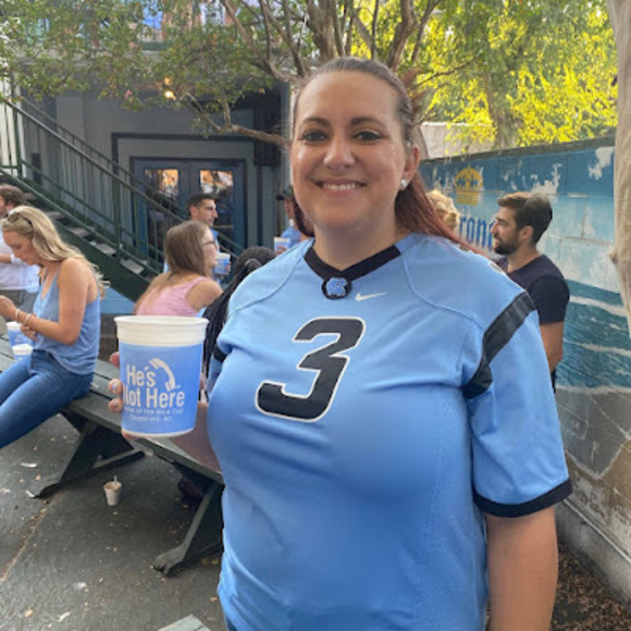 Meet your Posher, Amanda - Picture 1 of 1